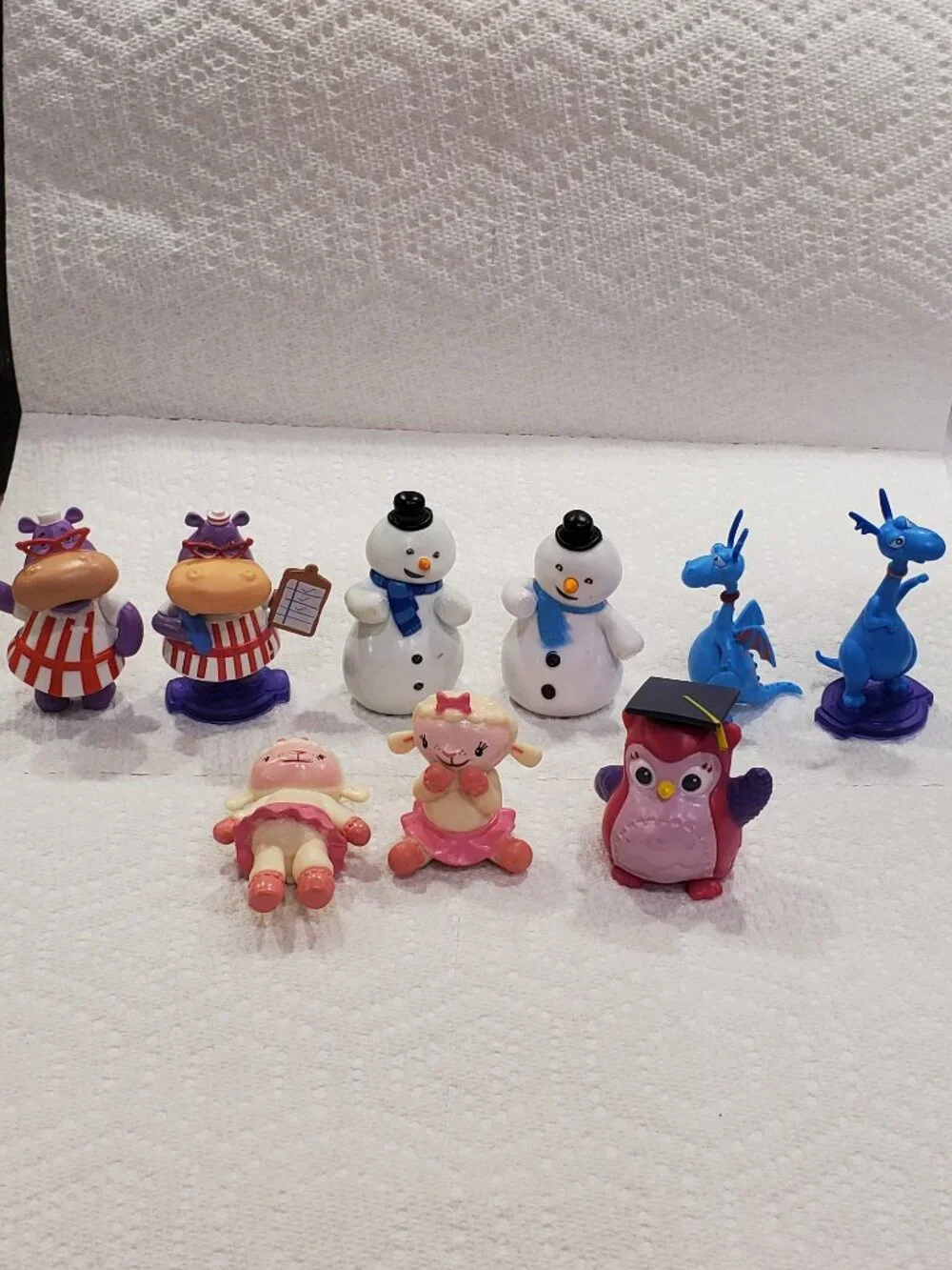 Doc McStuffins Hospital Playset & Many Extras! by Disney Junior  EUC! see photos